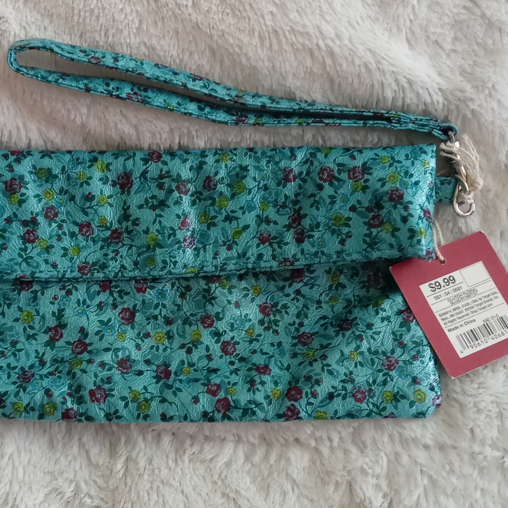 ✴️3/$15✴️NWT Wristlet